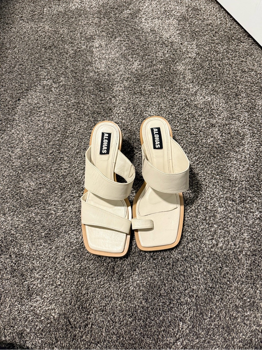 ALOHAS Cream Double-Strap Square-Toe Slide